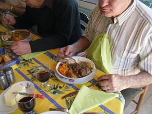 2011 repas  couscous a la maison du 04 04 2011  jpg (2)